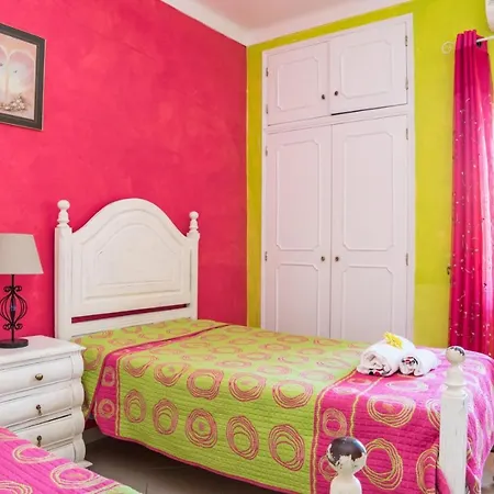 Paraiso Spacious And Central To Enjoy Best Beaches Ac Wifi Garden Pool Albufeira