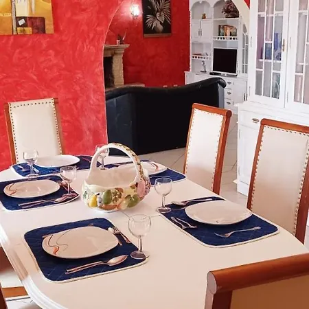 Paraiso Spacious And Central To Enjoy Best Beaches Ac Wifi Garden Pool Albufeira