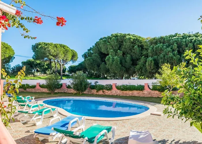 Willa Paraiso Spacious And Central To Enjoy Best Beaches Ac Wifi Garden Pool