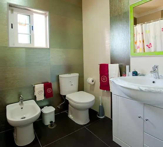 Willa Paraiso Spacious And Central To Enjoy Best Beaches Ac Wifi Garden Pool Albufeira