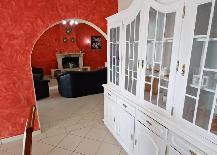 Paraiso Spacious And Central To Enjoy Best Beaches Ac Wifi Garden Pool Albufeira