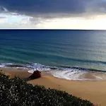 Villa Paraiso Spacious And Central To Enjoy Best Beaches Ac Wifi Garden Pool Albufeira